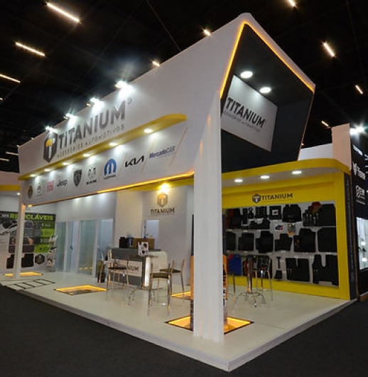 stand de evento Titanium